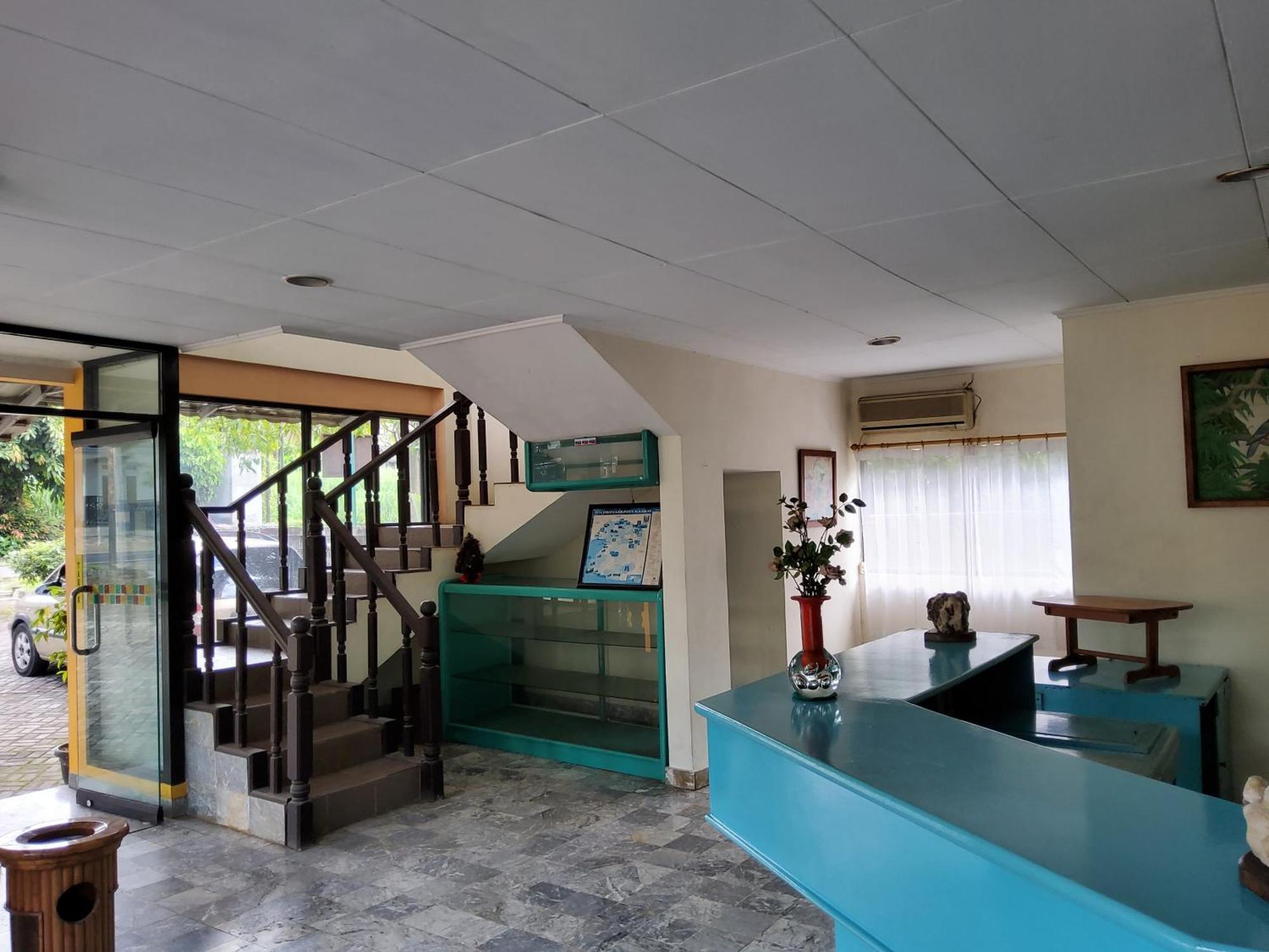 Hotel Kumala Samudra Cikakak Екстер'єр фото